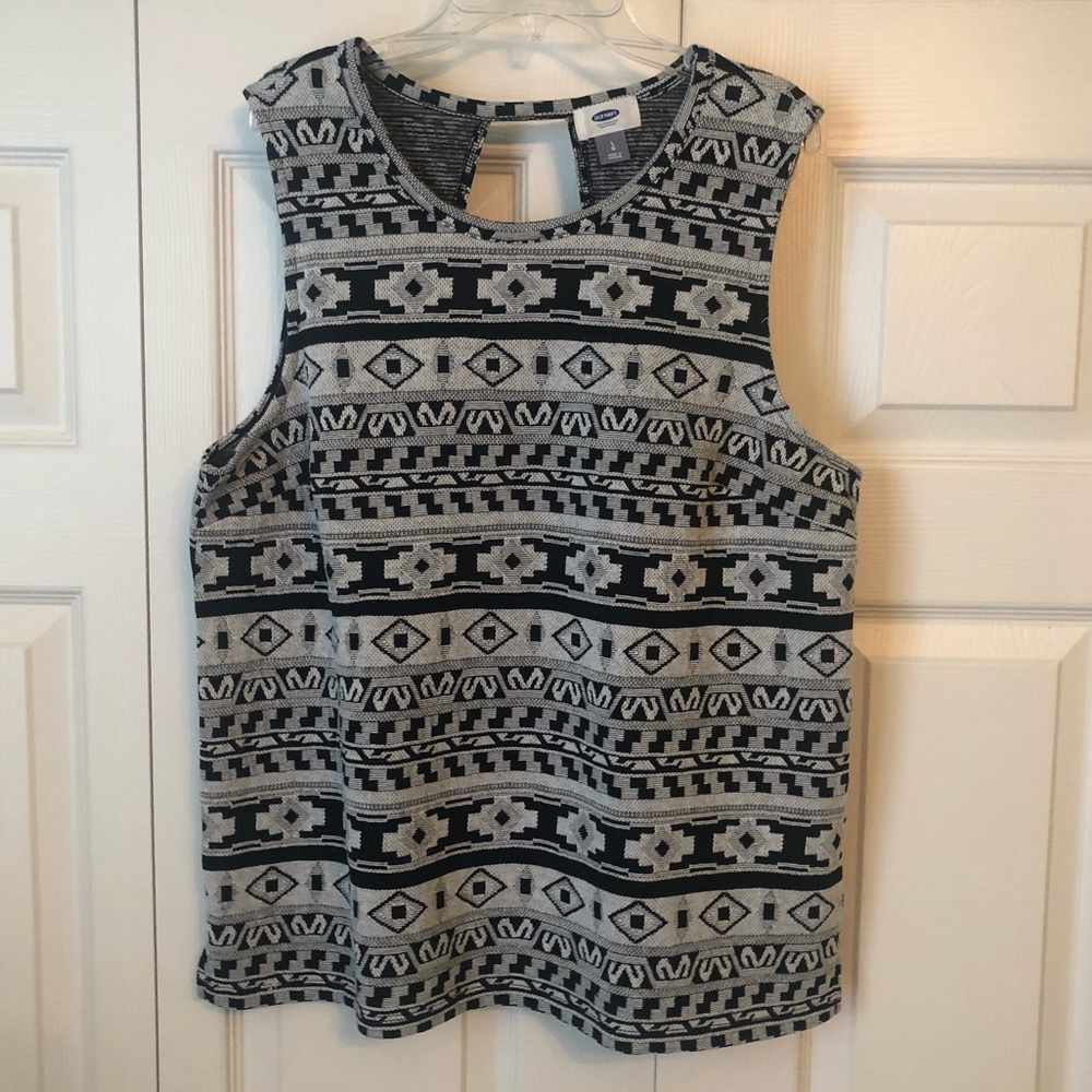 Women’s Aztec Sleeveless Blouse